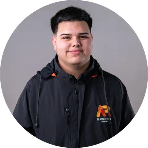 Felipe Norambuena, Community Manager